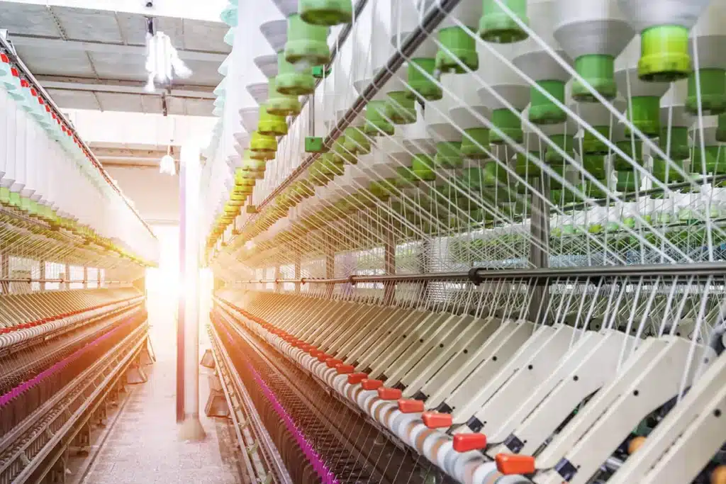 Streamline textile manufacturing processes and digitalize routine tasks.